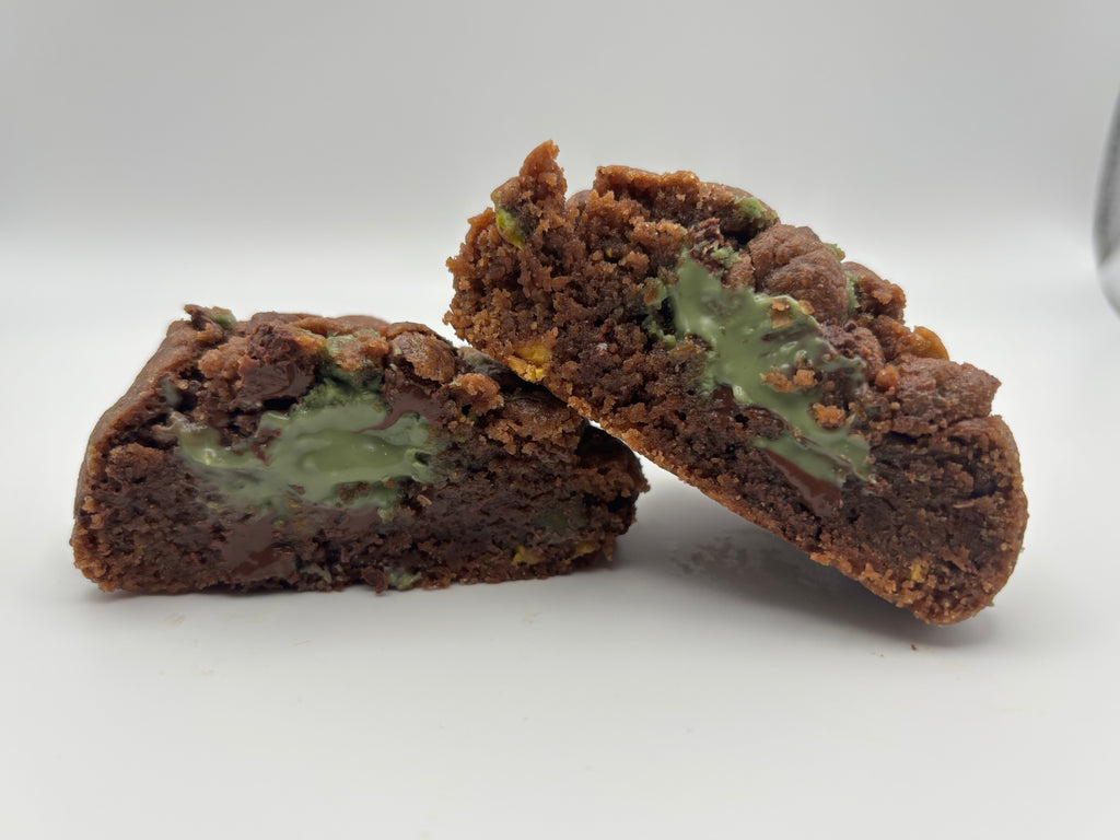 Chocolate Pistachio Cream Cookie